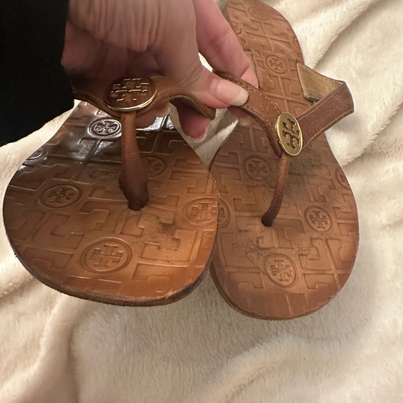Tory Burch Brown Leather Flip Flop Sandals - Picture 3 of 3